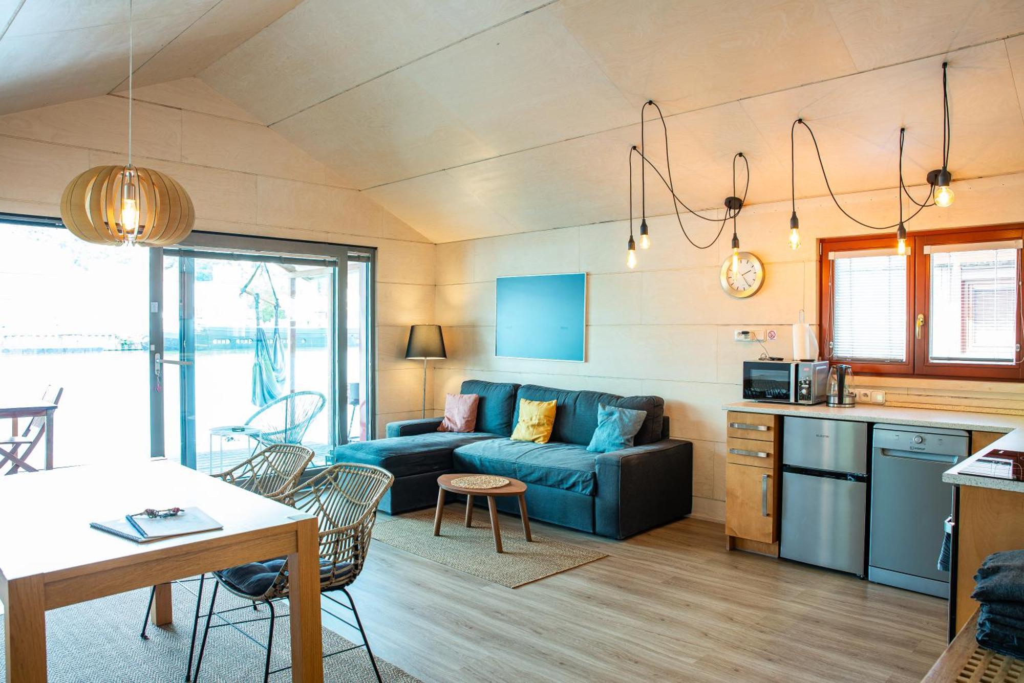 Houseboat Benjamin - Houseboats Benjamin & Franklin Hotel Praag Buitenkant foto